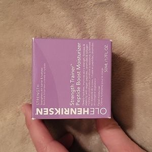 BNIB Ole Henriksen Strength Trainer Peptide Boost Moisturizer